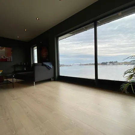 Seaside With Outdoor Jacuzzi Apartment Haugesund
