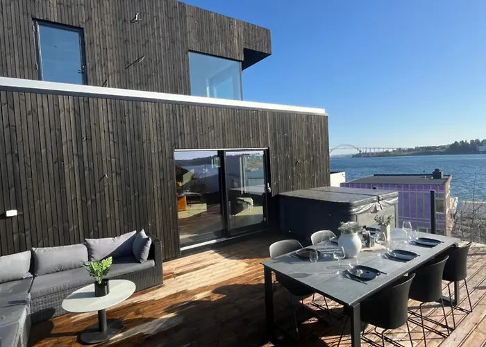 Seaside With Outdoor Jacuzzi Apartamento
